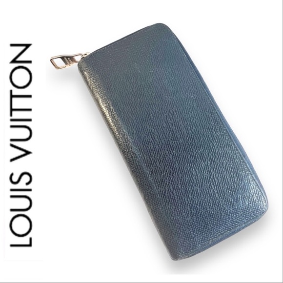 LOUIS VUITTON Navy Blue Credit Card Wallet Brilliant Silver Tone Hardware - Picture 16 of 16